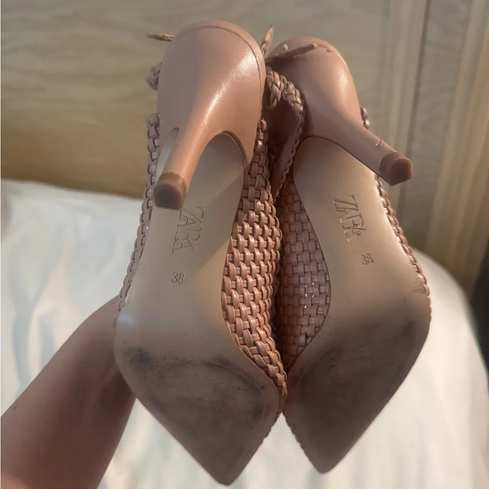 Zara Women's Beige Woven Heels - Picture 5 of 5